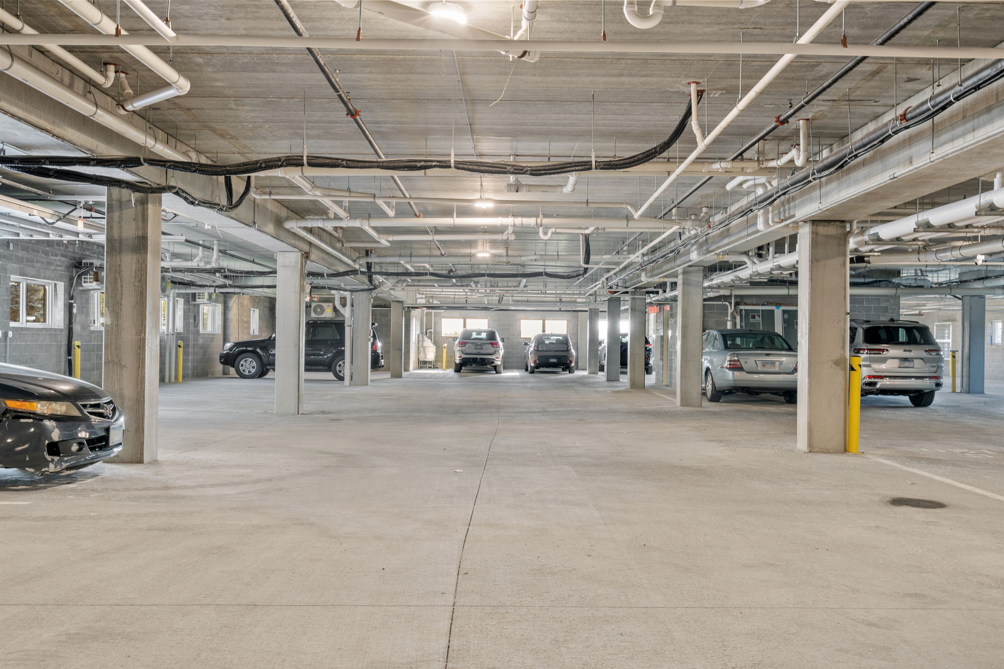 54-web-or-mls-470 Lexington Pkwy-54