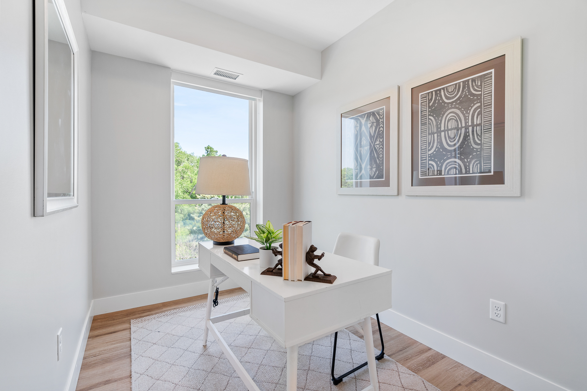 470 Lexington Pkwy S Web-7